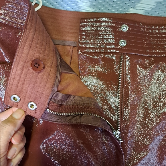 Aritzia Wilfred Faux Leather Funk Pant in Rustique - Picture 6 of 16